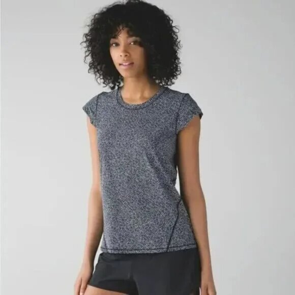 lululemon athletica Tops - Lululemon Sunaway Runaway Freckle Flower Black White Short Sleeve Tee